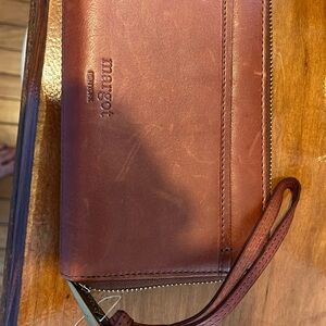 Small leather purse